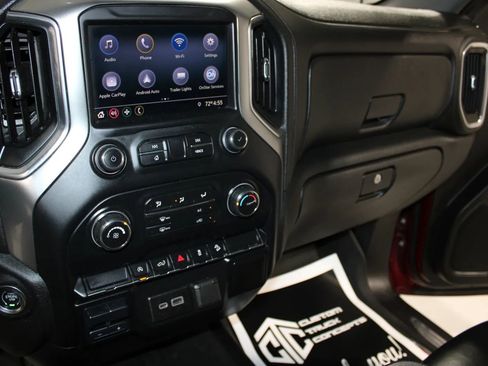Used 2020 Chevrolet Silverado 1500 LT Trail Boss image 27