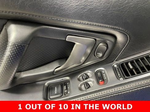 Used 2005 Acura NSX T image 23