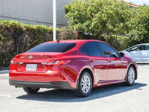 Used 2026 Toyota Camry LE w/ Convenience Package FWD image 9
