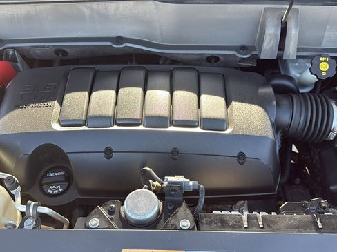 Used 2014 Buick Enclave Leather w/ Trailering Provision Package image 31