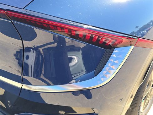 New 2025 Kia EV6 Wind image 11