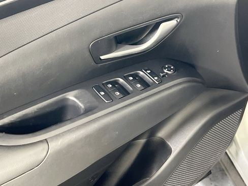 Used 2023 Hyundai Tucson SEL image 17