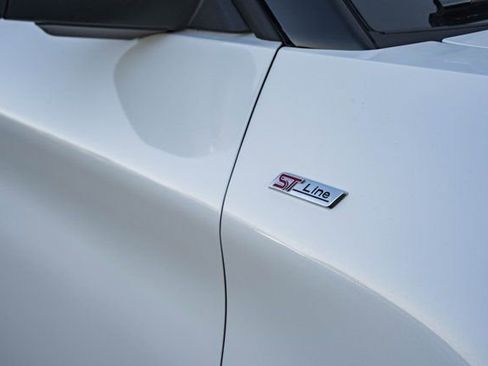 Used 2025 Ford Explorer ST-Line w/ ST-Line Street Pack image 26