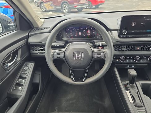 Certified 2025 Honda Accord SE image 10
