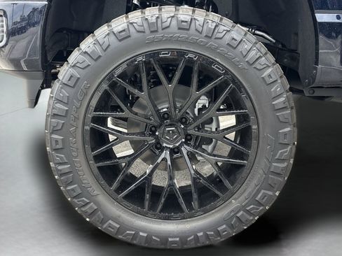 New 2025 Ford F150 Lariat w/ Equipment Group 502A High image 37