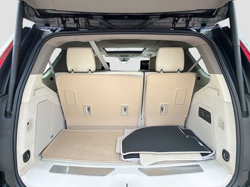 Certified 2024 Cadillac Escalade Sport Platinum w/ LPO, ONYX Package AWD/4WD image 30