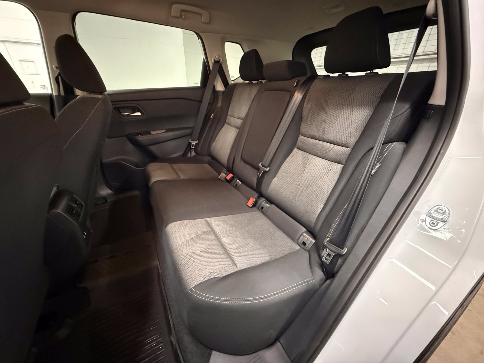 Used 2026 Nissan Rogue SV FWD image 21