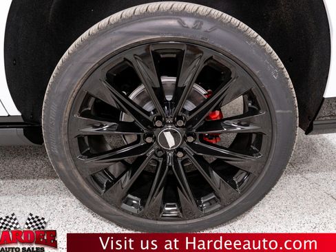 Used 2026 Cadillac Escalade V w/ LPO, ONYX Package AWD/4WD image 10