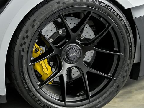 Used 2024 Porsche 911 GT3 RS RWD image 14