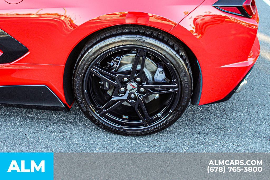 Used 2020 Chevrolet Corvette Stingray Preferred Cpe w/ 2LT Preferred Equipment Group RWD image 15