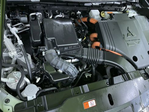 Used 2024 Mitsubishi Outlander Ralliart image 32