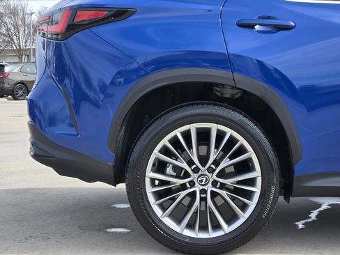 Used 2025 Lexus NX 350 AWD w/ Accessory Package (2T) image 6