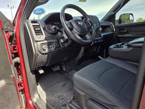 Used 2022 RAM 2500 Tradesman AWD/4WD image 11