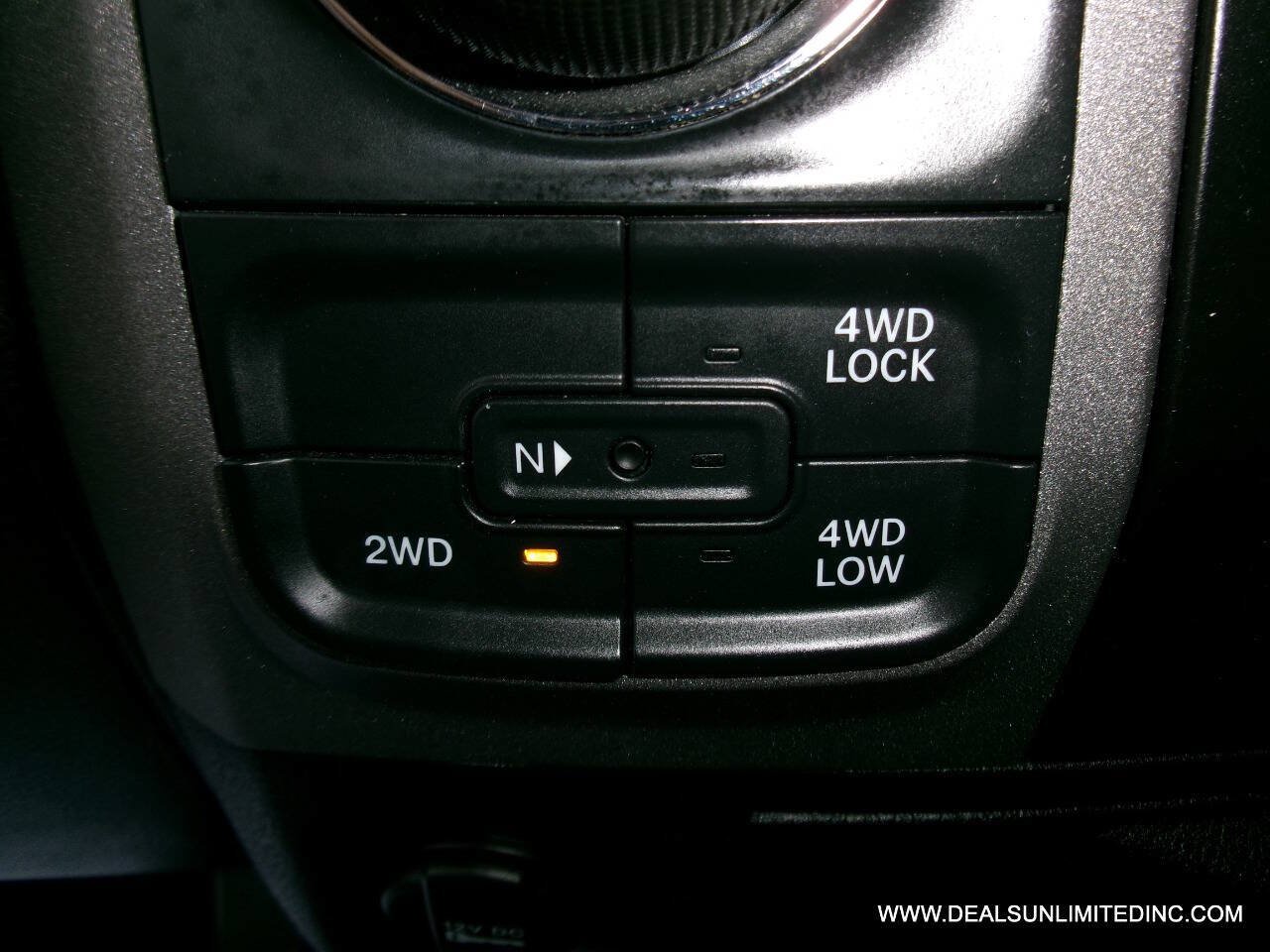 Used 2016 RAM 1500 ST w/ Popular Equipment Group AWD/4WD image 10