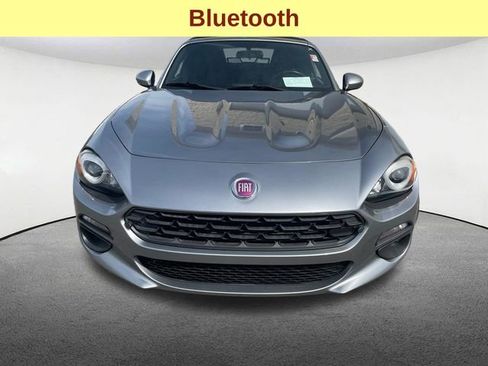 Used 2017 FIAT 124 Spider Classica RWD image 4