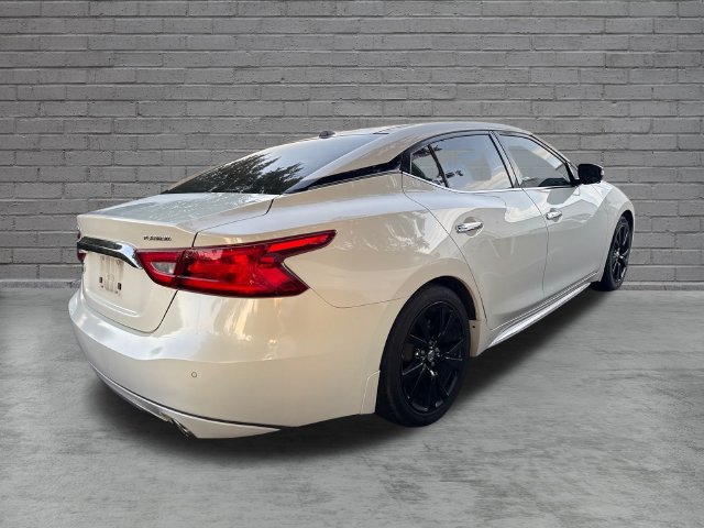 Used 2017 Nissan Maxima Platinum FWD image 6
