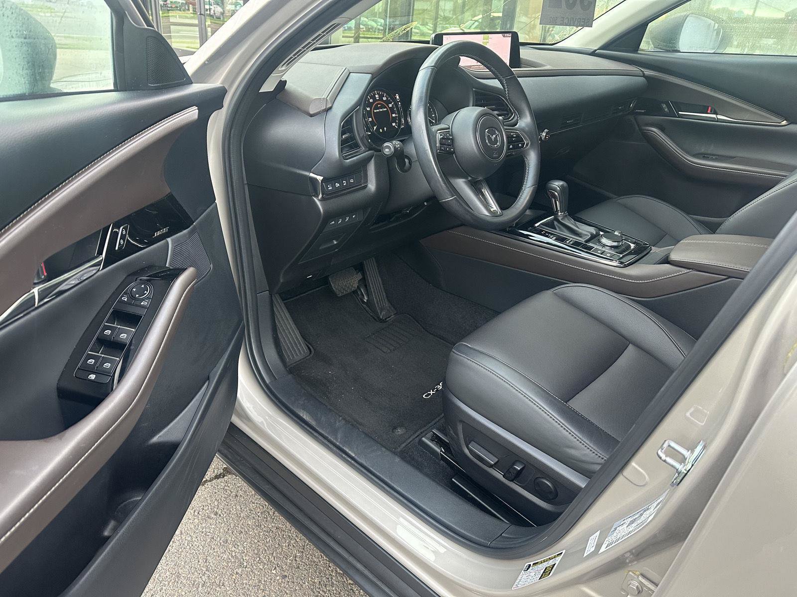 Used 2024 MAZDA CX-30 2.5 Turbo w/ Premium Plus Pkg AWD/4WD image 9