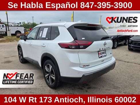 Used 2025 Nissan Rogue SL w/ SL Premium Package FWD image 8