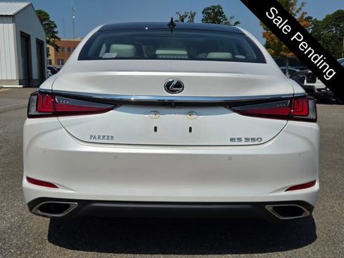 Certified 2023 Lexus ES 350 w/ Premium Package FWD image 4