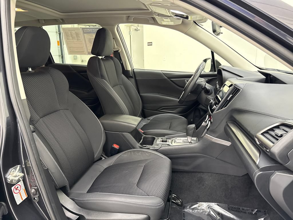 Used 2019 Subaru Forester Premium AWD/4WD image 24