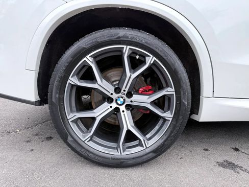 Used 2023 BMW X5 xDrive40i w/ Executive Package AWD/4WD image 32