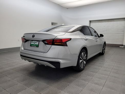 Used 2022 Nissan Altima 2.5 SV image 9