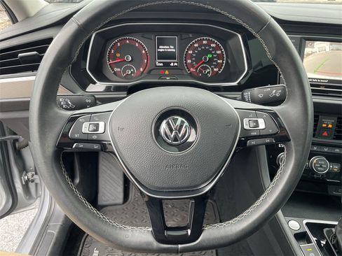 Used 2021 Volkswagen Jetta SE image 14