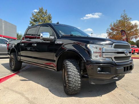 Used 2019 Ford F150 Platinum w/ Equipment Group 701A Luxury AWD/4WD image 4