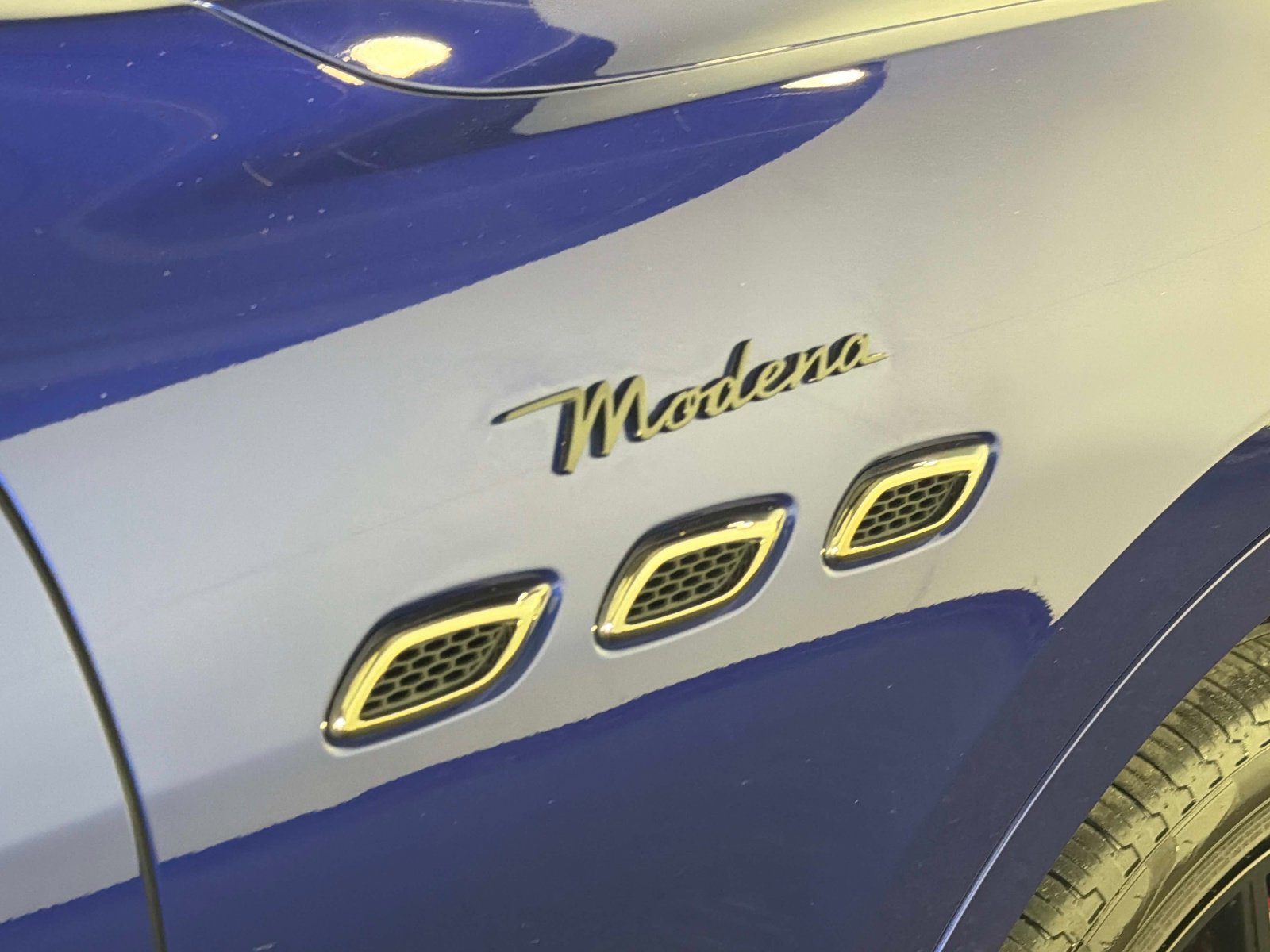 Used 2024 Maserati Levante Modena Ultima AWD/4WD image 22