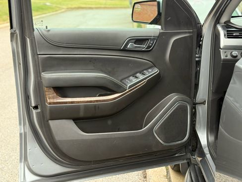 Used 2020 Chevrolet Tahoe 4WD image 41