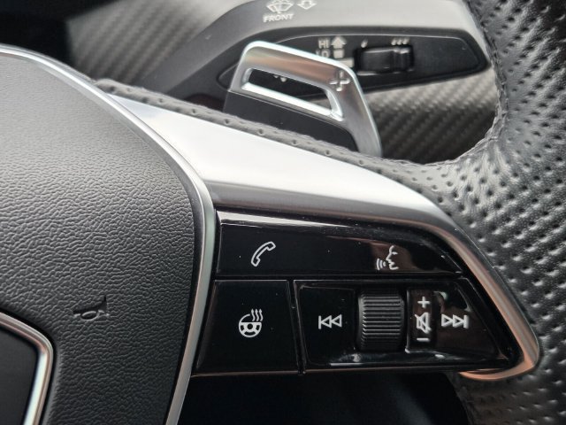 Used 2023 Audi RS e-tron GT w/ Carbon Performance Package AWD/4WD image 22