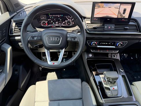 Used 2022 Audi SQ5 Premium Plus AWD/4WD image 32