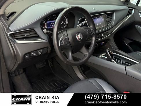 Used 2020 Buick Enclave Essence AWD/4WD image 10