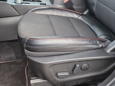 Used 2023 Ford Escape ST-Line w/ Tech Pack #1 FWD image 22
