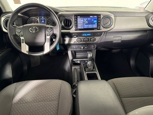 Used 2021 Toyota Tacoma SR5 RWD image 22