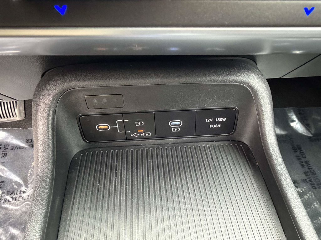 Used 2024 Hyundai Kona SEL AWD/4WD image 20