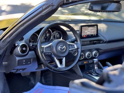 Used 2018 MAZDA MX-5 Miata Grand Touring image 24