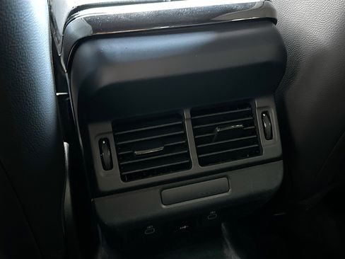 Used 2026 Land Rover Range Rover Evoque S image 26