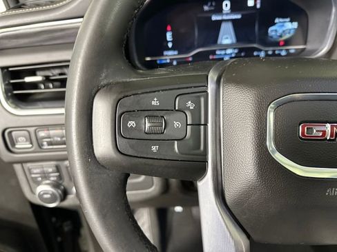 Used 2023 GMC Yukon SLT image 15