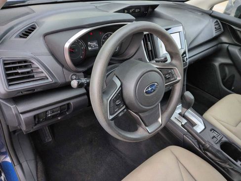 Used 2018 Subaru Impreza 2.0i Premium image 2