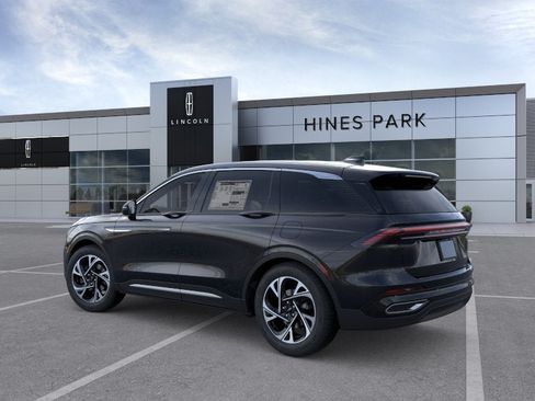 New 2026 Lincoln Nautilus Premier w/ Equipment Group 102A AWD/4WD image 4