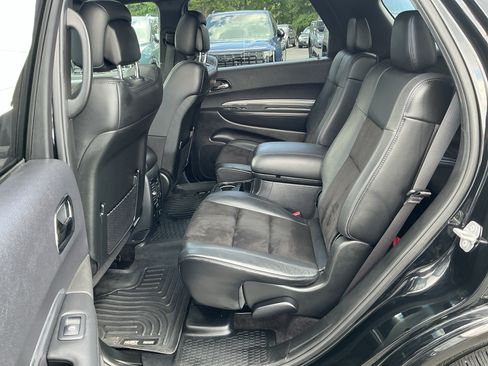 Used 2019 Dodge Durango R/T w/ Technology Group AWD/4WD image 10