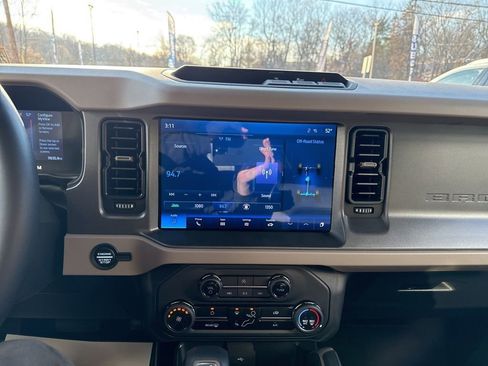 Used 2024 Ford Bronco Big Bend image 13