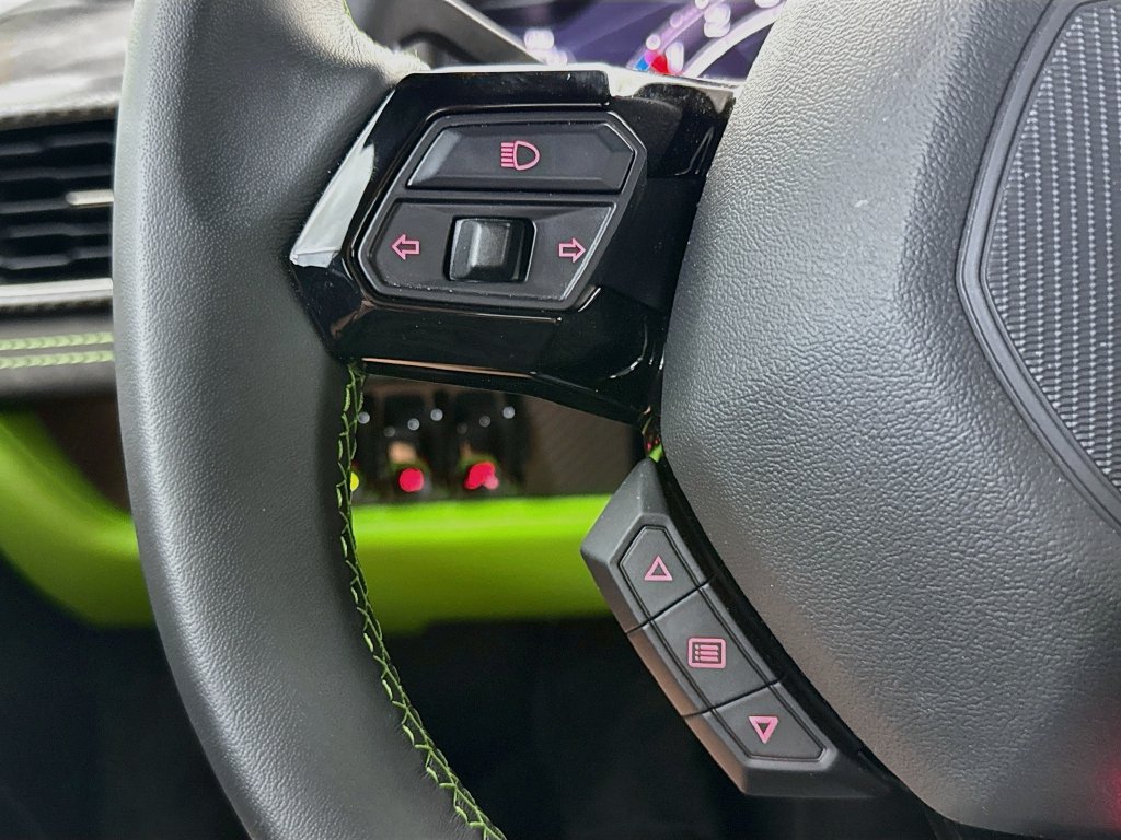 Used 2024 Lamborghini Huracan Tecnica RWD image 11