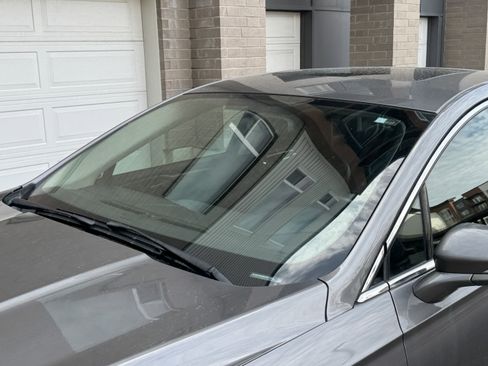 Used 2014 Ford Fusion SE w/ Equipment Group 202A image 12