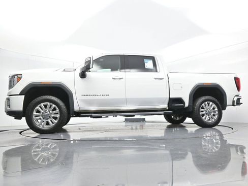 Used 2021 GMC Sierra 2500 Denali w/ Denali Ultimate Package AWD/4WD image 49