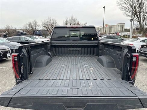 Used 2024 GMC Sierra 2500 AT4 w/ AT4 Premium Plus Package image 13