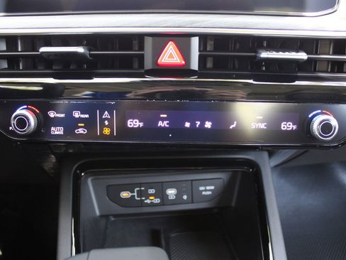 New 2026 Kia K5 EX FWD image 39