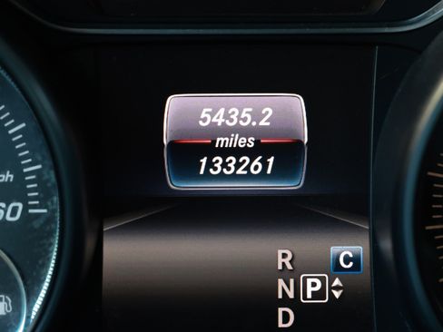 Used 2018 Mercedes-Benz CLA 250 w/ AMG Line Exterior image 53