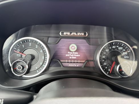 Used 2023 RAM 1500 Laramie image 17